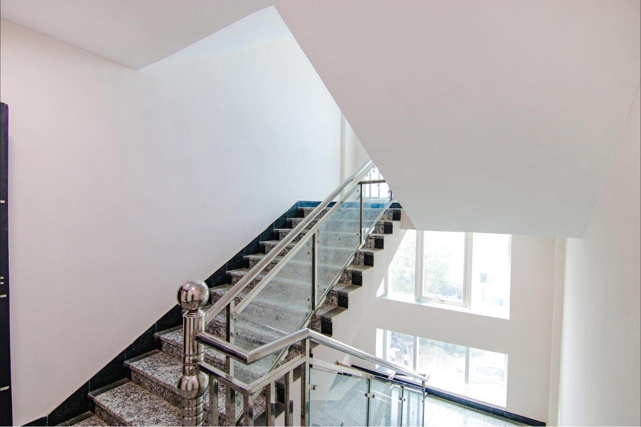 Fabhotel Satyam International Noida Dış mekan fotoğraf
