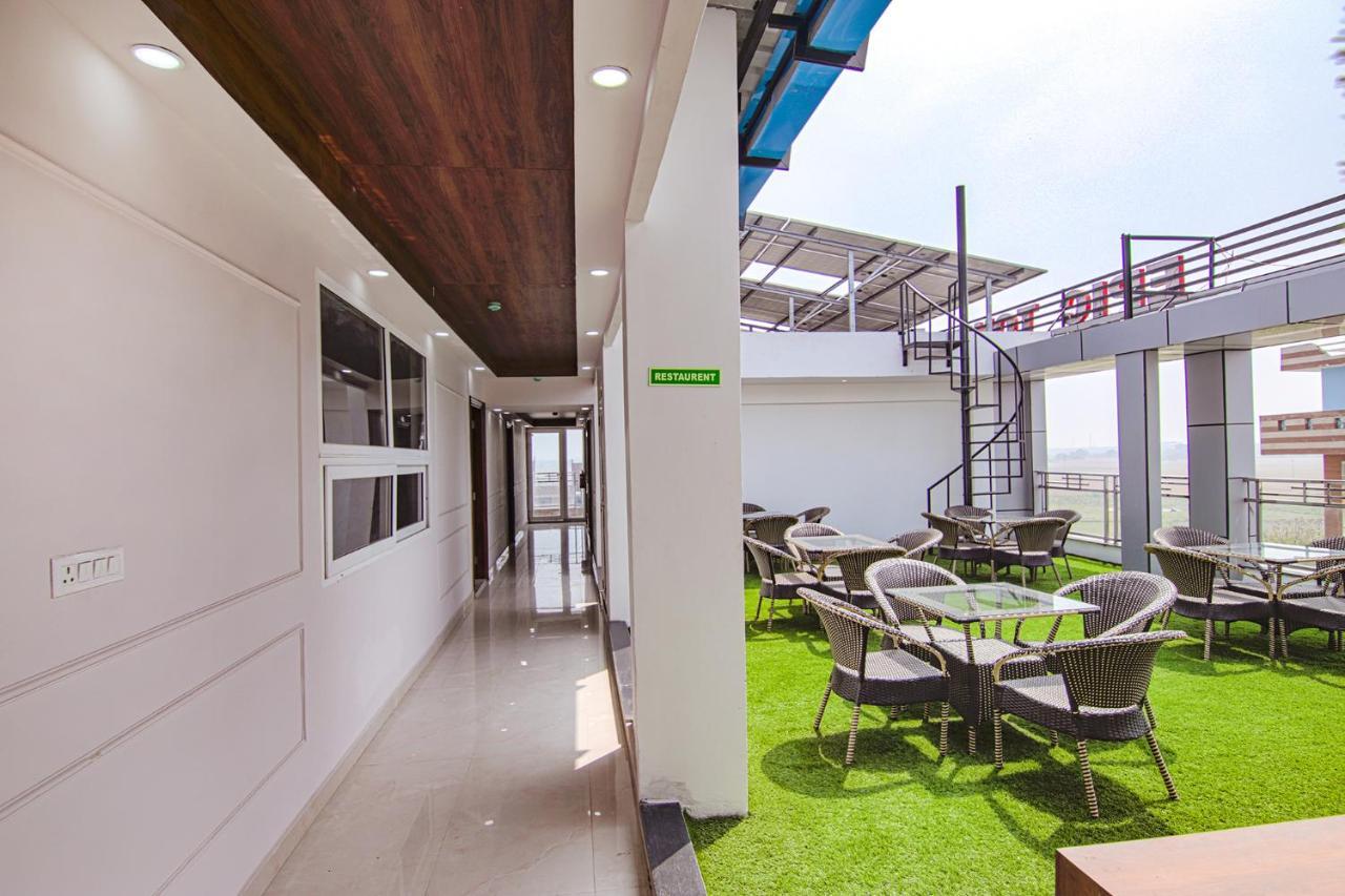 Fabhotel Satyam International Noida Dış mekan fotoğraf