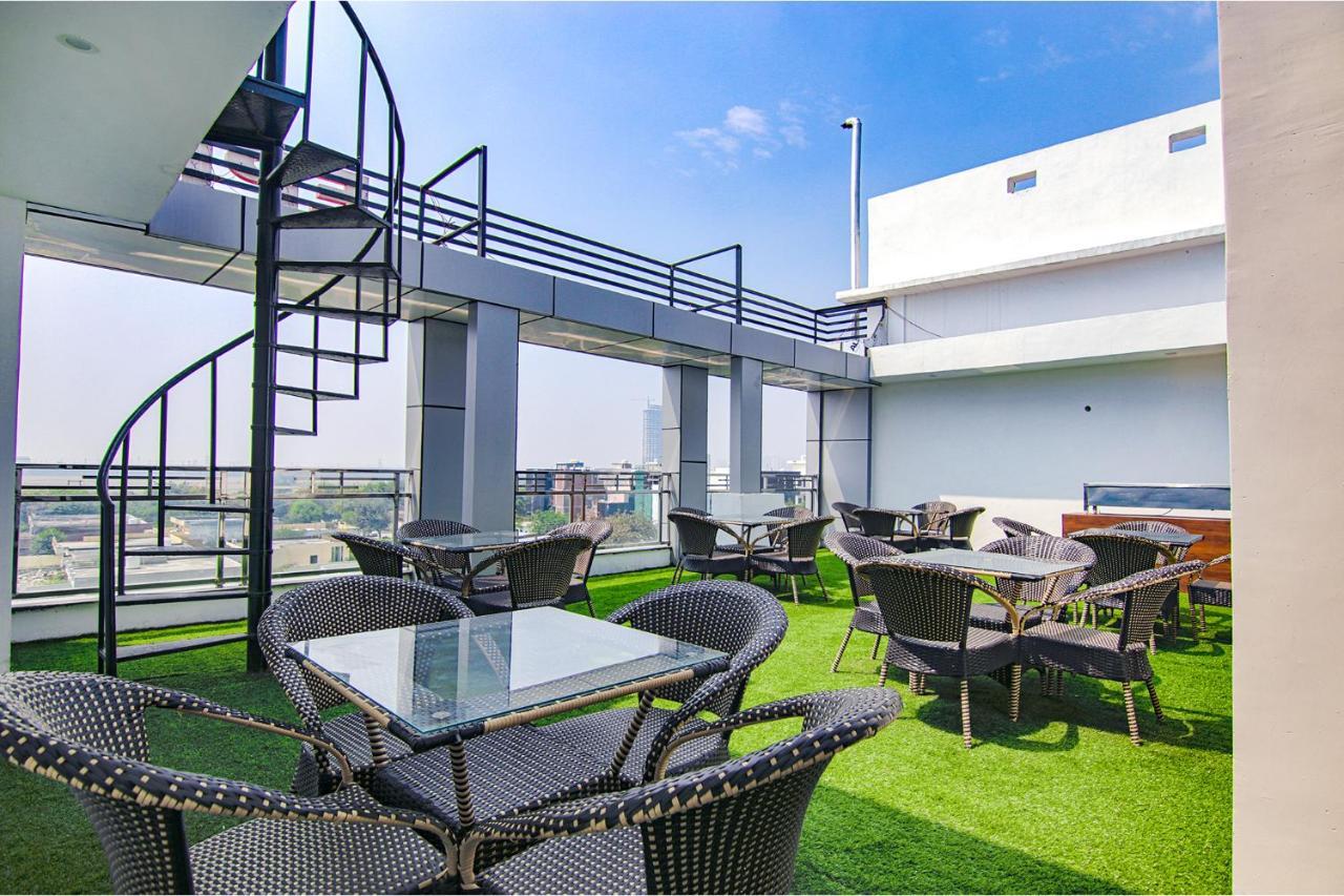Fabhotel Satyam International Noida Dış mekan fotoğraf